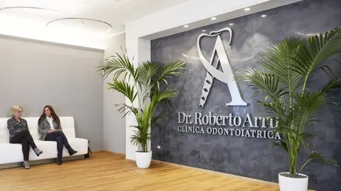 Foto di Dr. Roberto Arru - Clinica Odontoiatrica