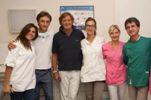Foto di Studio Dentistico Roggerodental - Dott.Claudio Roggero