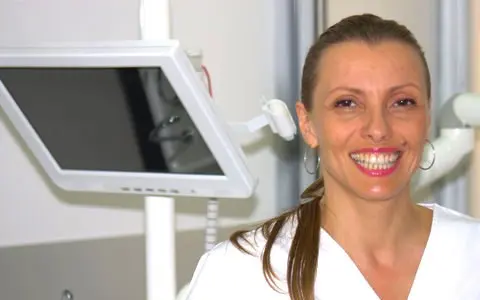 Foto di Studio Dentistico Dr. Ciobanu Ortodonzia Invisibile Odontoiatria E Medicina Estetica - Milano