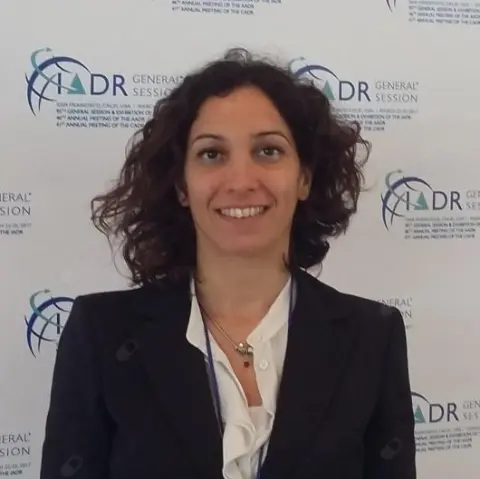 Foto di Dott.Ssa Candida Parisi - Odontoiatria Ed Estetica Del Viso