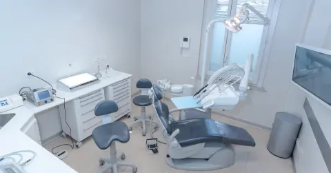 Foto di Dentista Gallarate - Studio Dentistico Scarabelli
