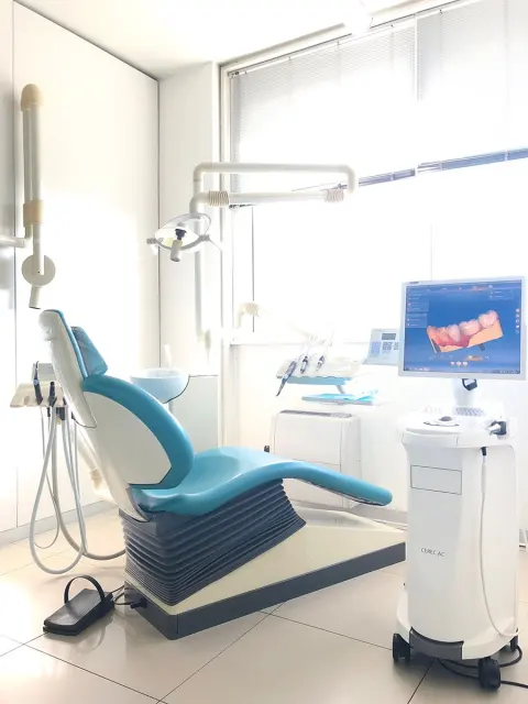 Foto di Studio Di Odontoiatria Specialistica E Medicina Estetica Dr. Stefano Costanzo