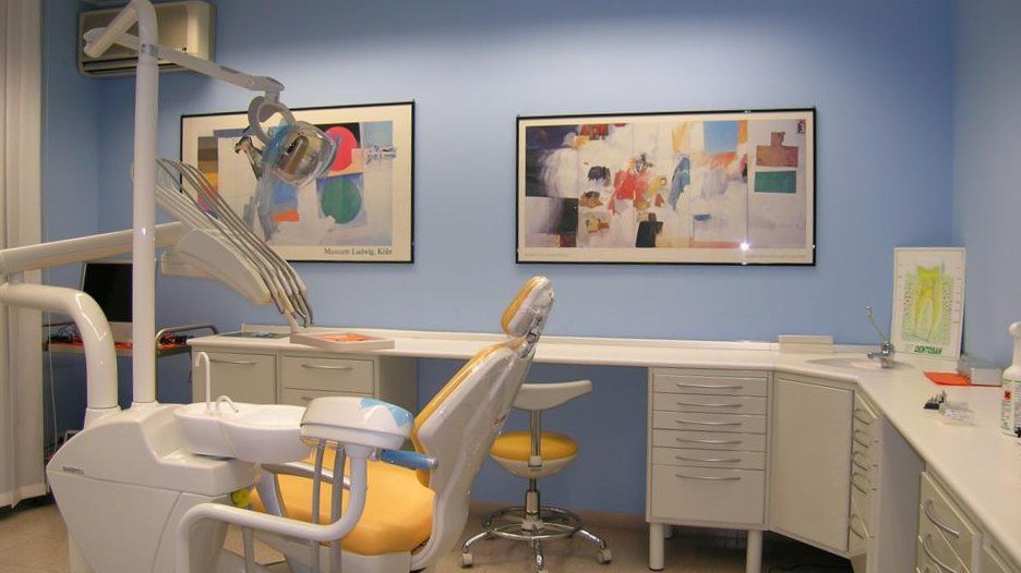 Foto di STUDIO DENTISTICO CORIO
