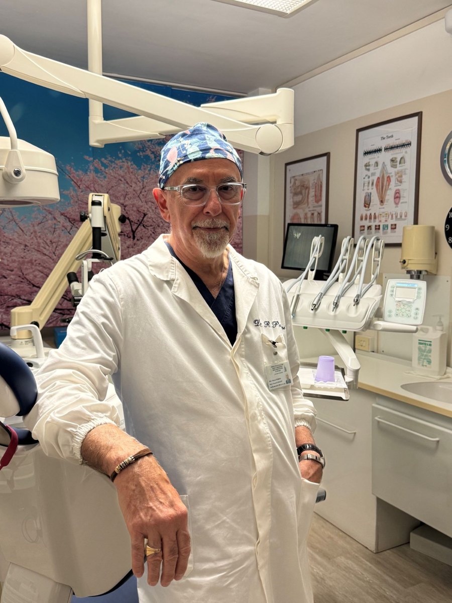 Foto di PORRINI DR. ROBERTO MEDICO CHIRURGO ODONTOIATRA